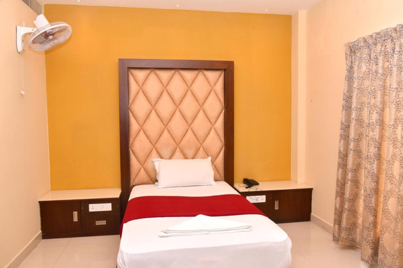 The Grand Park Hotel Chidambaram Luaran gambar